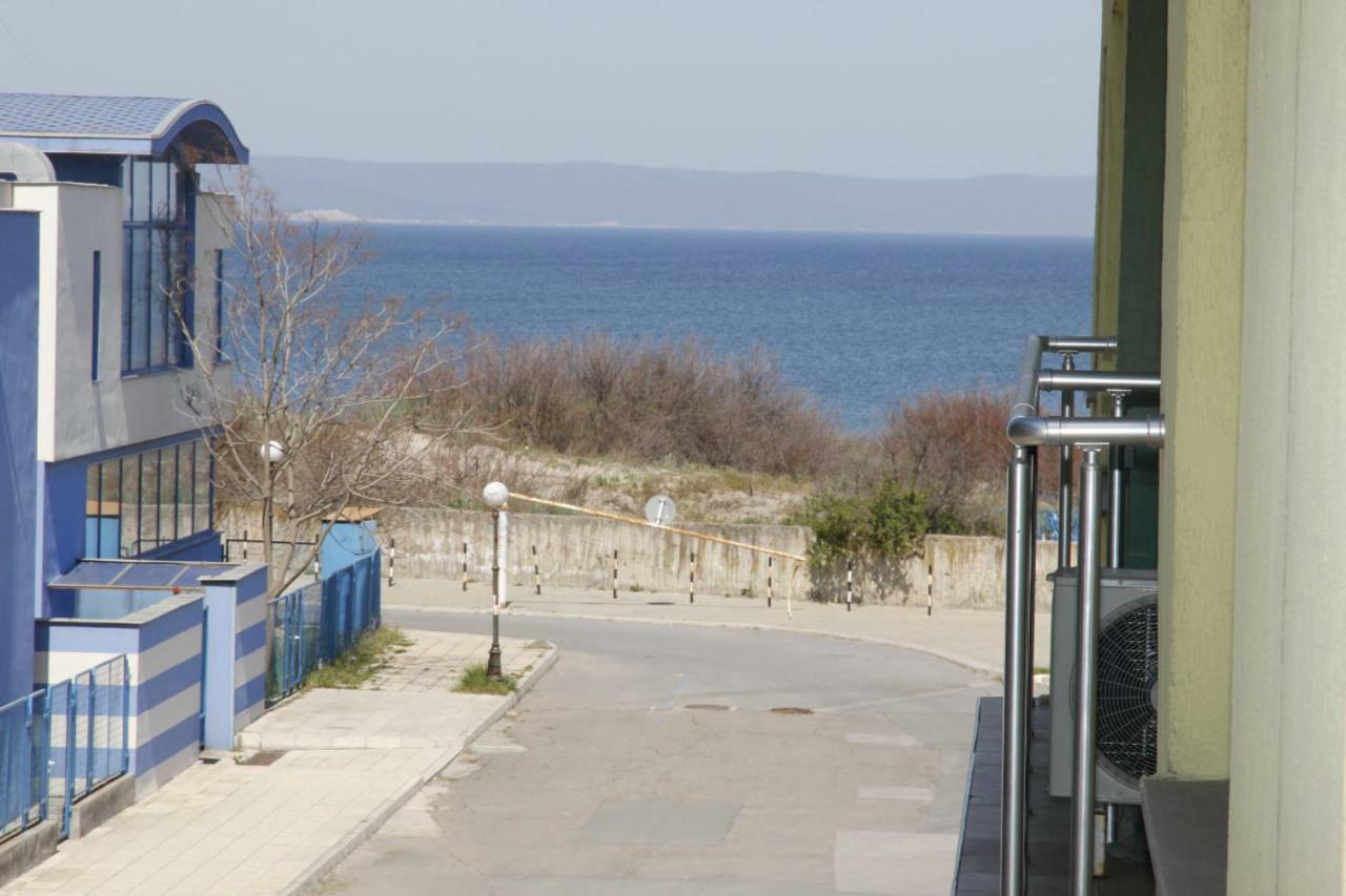 Apartment Rosi Pomorie Buitenkant foto