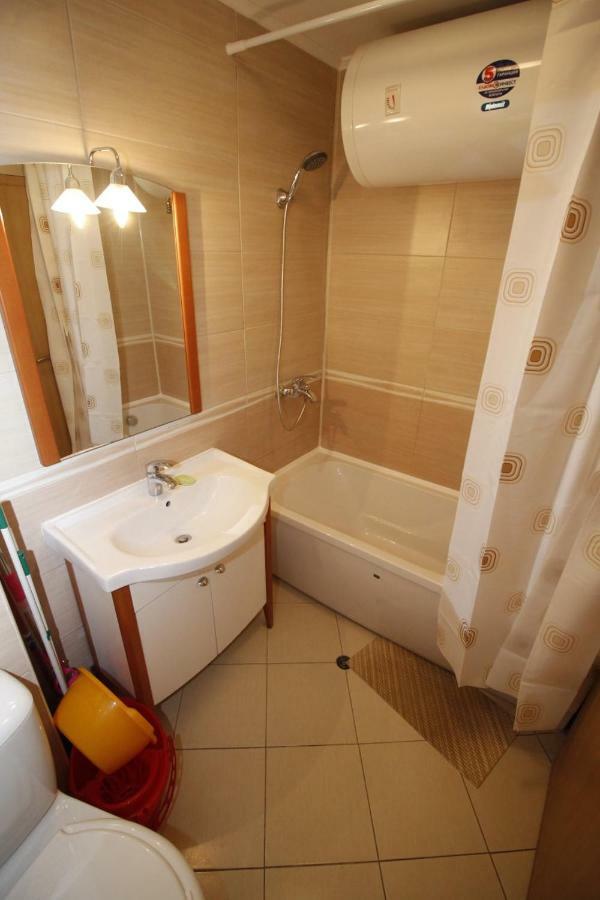 Apartment Rosi Pomorie Buitenkant foto