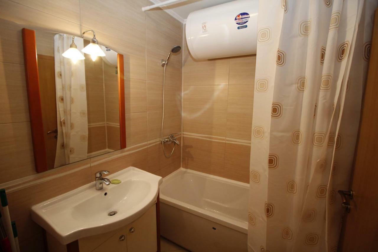 Apartment Rosi Pomorie Buitenkant foto
